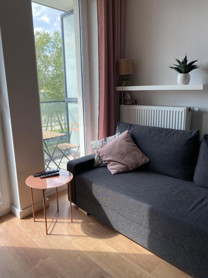 Airport Green Apartment Kl21 - Air Condition & Free Parking ורשה מראה חיצוני תמונה